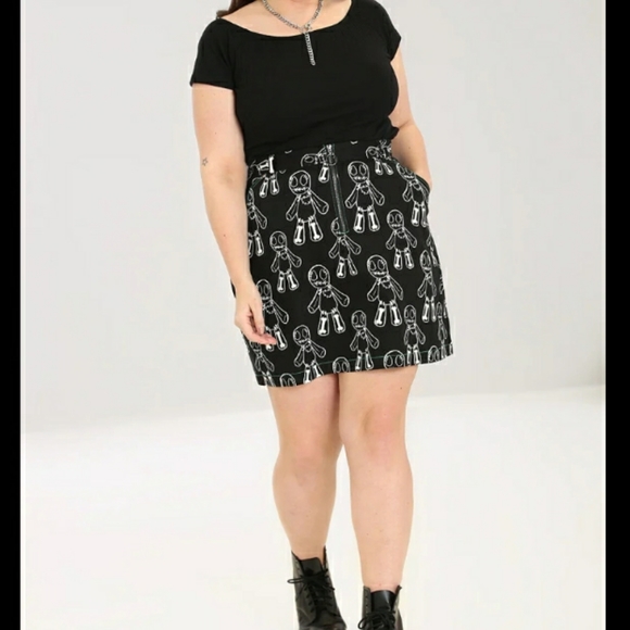 🎃Voodoo doll skirt by Hell Bunny - Picture 2 of 3